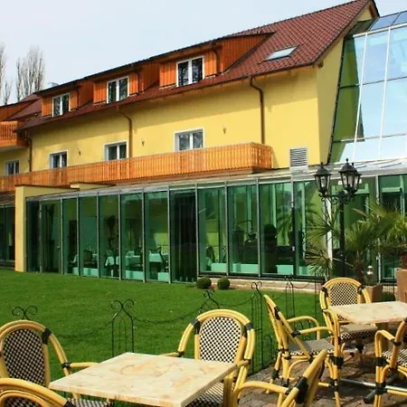 Bayerisches Landhaus Hotel 3*